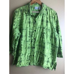 Bleu Bayou Casual Wear  Lime Green Embroidered 100%silk blouse size L